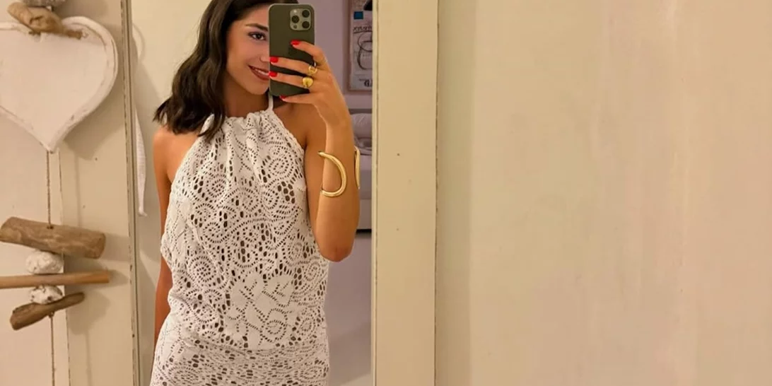 Στην κουζίνα η Μελίνα Νικολαΐδη | Το "αποδομημένο" γλυκό που ετοίμασε