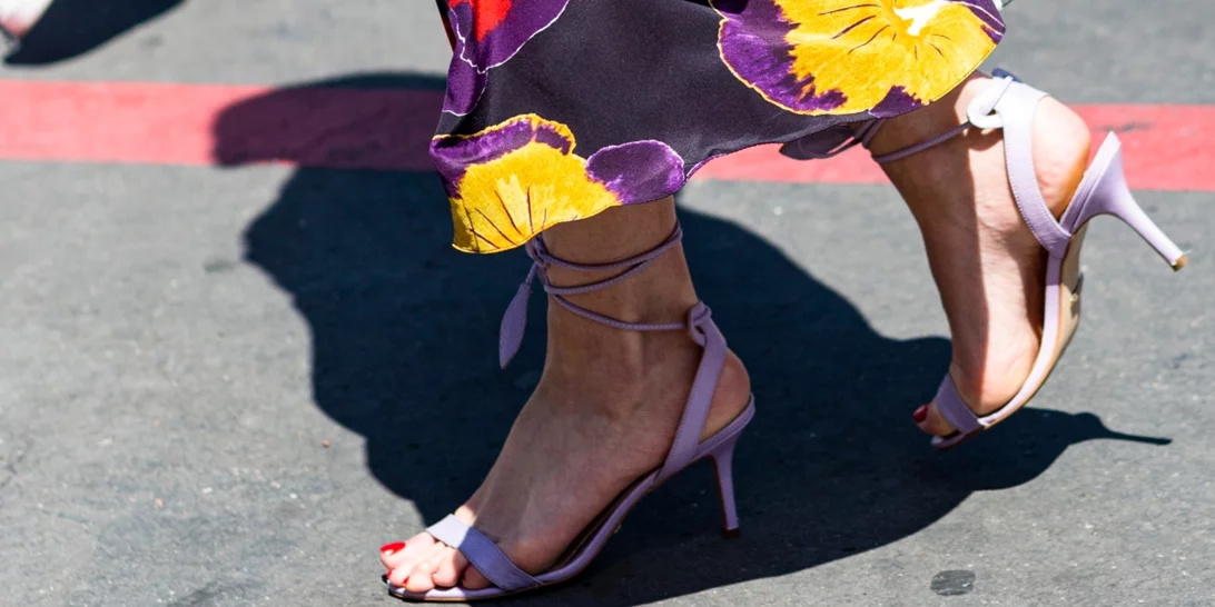 Τα strappy πέδιλα που θα φοράς κάθε καλοκαίρι