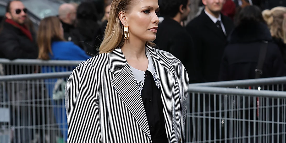 Βρήκαμε το ιδανικό ανοιξιάτικο φόρεμα για γραφείο από την Βershka