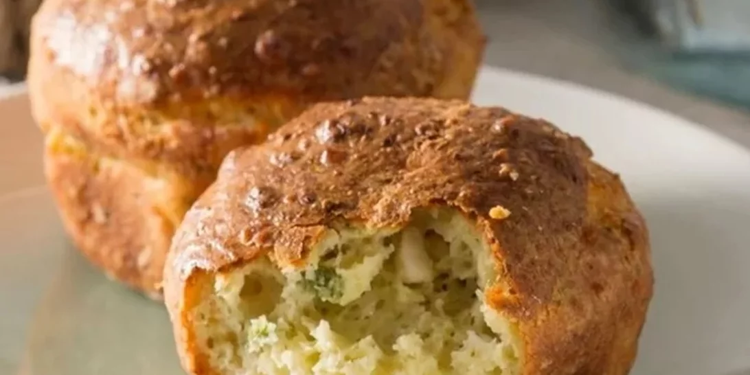 Η πιο γευστική συνταγή για αλμυρά muffins με ανθότυρο και βρώμη