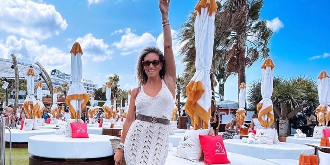 Όλα τα looks που επέλεξε η Αθηνά Οικονομάκου για τις διακοπές της στην Ίμπιζα