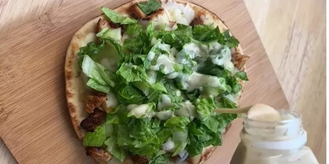 Η πιο νόστιμη και γρήγορη πίτσα με γεύση... Caesar's