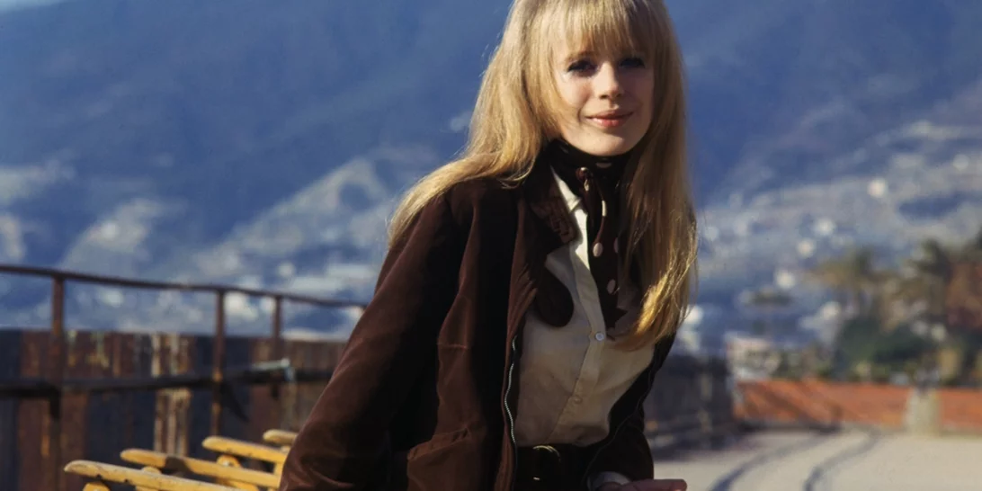 Νέα τραγούδια από τη θρυλική Marianne Faithfull, έναν χρόνο μετά τον θάνατό της