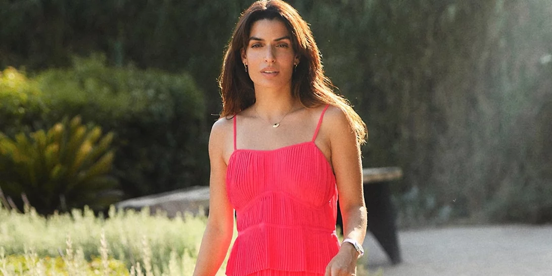 Η Τόνια Σωτηροπούλου με total look από τη Marks & Spencer που είναι ιδανικό για τις διακοπές