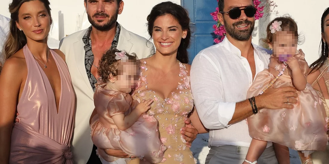 Χριστίνα Μπόμπα - Σάκης Τανιμανίδης | Όλες οι celebrity εμφανίσεις στη βάπτιση των δίδυμων κορών τους