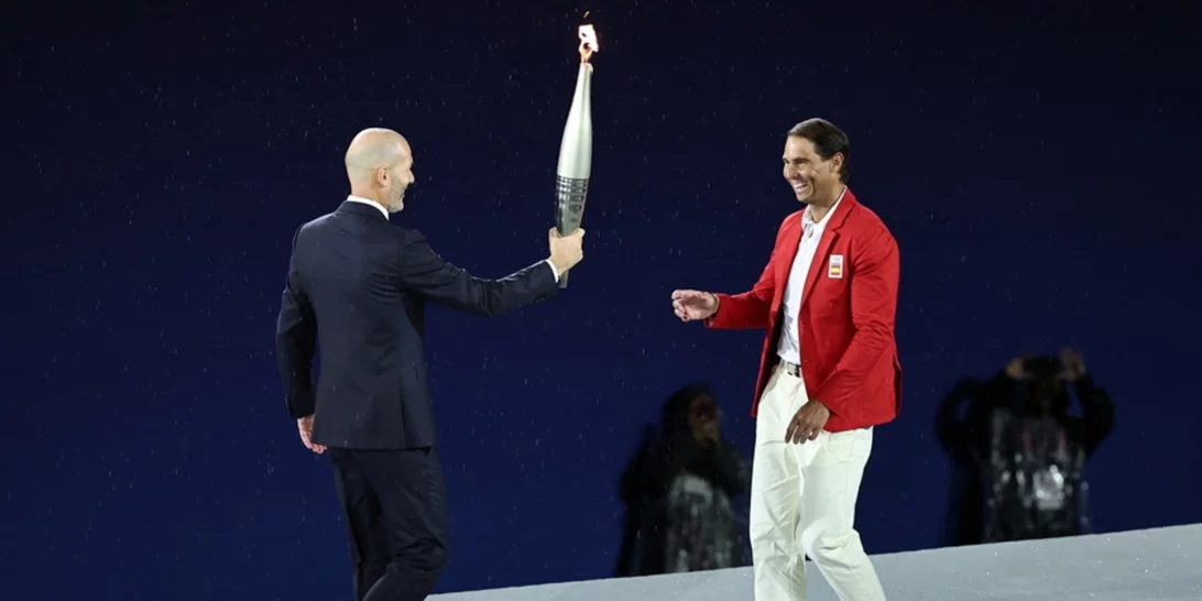 Φαντασμαγορική η τελετή έναρξης των Ολυμπιακών Αγώνων στο Παρίσι - Σε αερόστατο η ολυμπιακή φλόγα