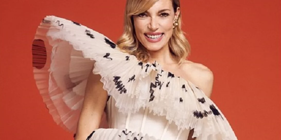 Η Βίκυ Καγιά μιλάει για τις λέξεις που γκουγκλάρουν περισσότερο για εκείνη και στέλνει empowering μηνύματα σε κάθε γυναίκα