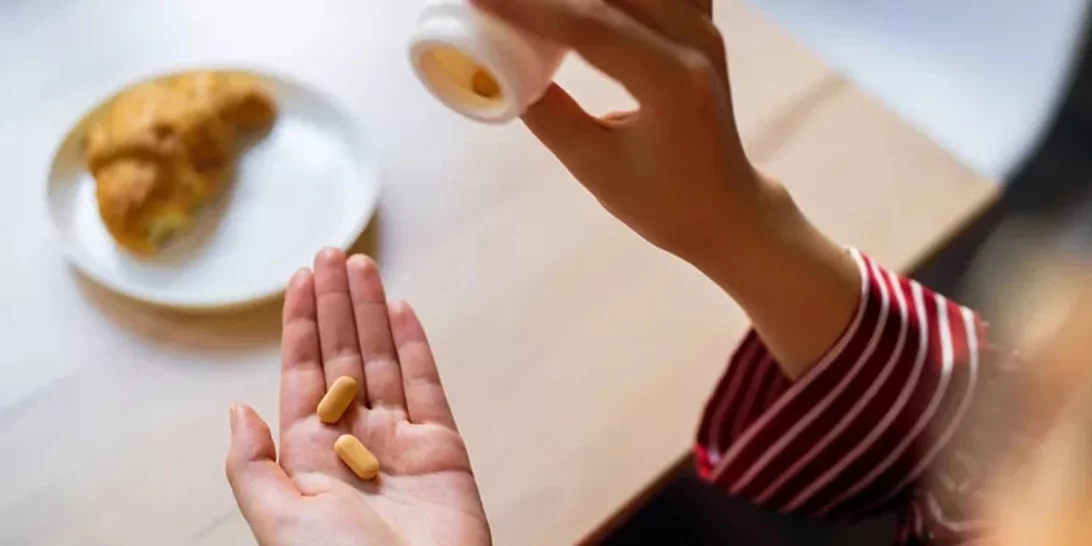 Παίρνεις αντιβίωση; Μην φας αυτές τις 7 τροφές!