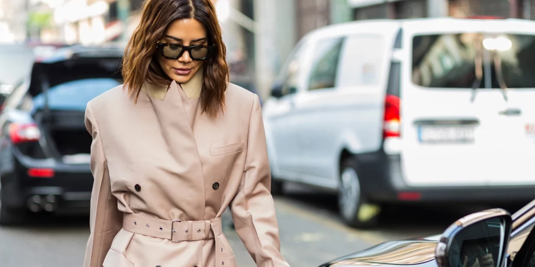 4 μινιμαλιστικά outfits για να ντυθείς σαν μία πραγματική style influencer