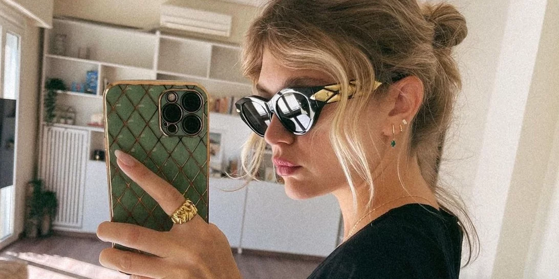 Φθινοπωρινό μανικιούρ | Το κλασικό χρώμα στο οποίο στρέφονται όλες οι Ελληνίδες celebrities τώρα