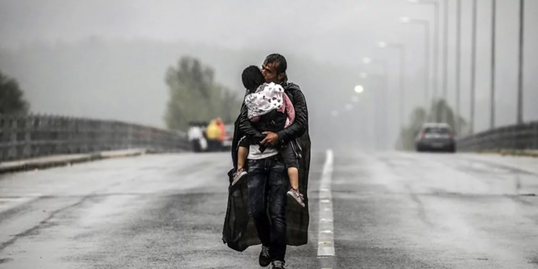 "Eyewitness / Γιάννης Μπεχράκης" | Η έκθεση για το έργο του κορυφαίου φωτοδημοσιογράφου στο MOMus-Μουσείο Φωτογραφίας Θεσσαλονίκης