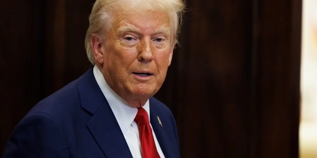 Για συνολική ειρηνευτική συμφωνία μίλησαν Τραμπ – Ζελένσκι | "Αν όλα πάνε καλά, θα γίνει τριμερής με Πούτιν"