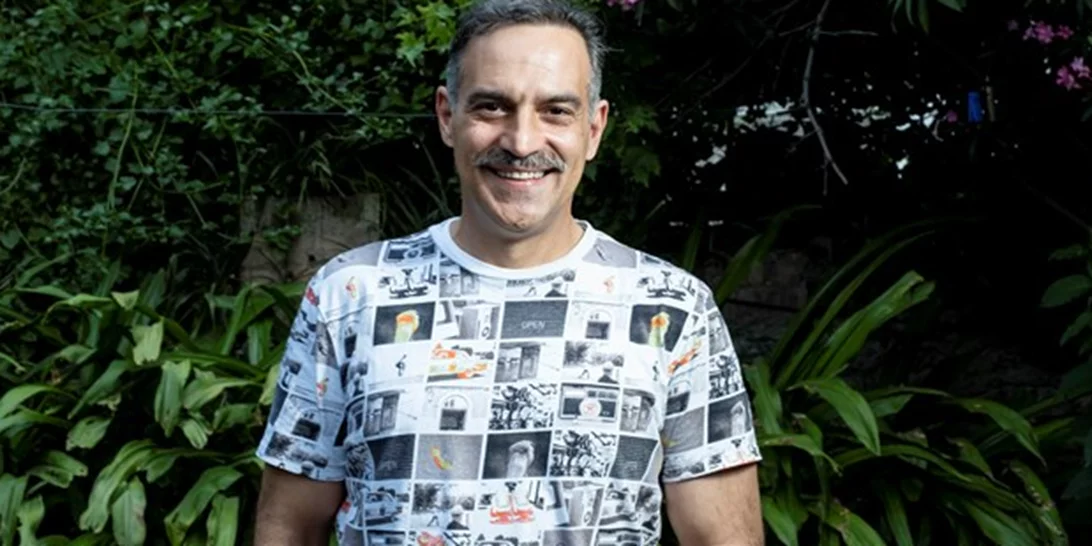 Κρατερός Κατσούλης για Κατερίνα Καραβάτου | "Είμαστε σαν δύο μονογονεϊκές οικογένειες, δεν είμαστε ποτέ όλοι μαζί..."