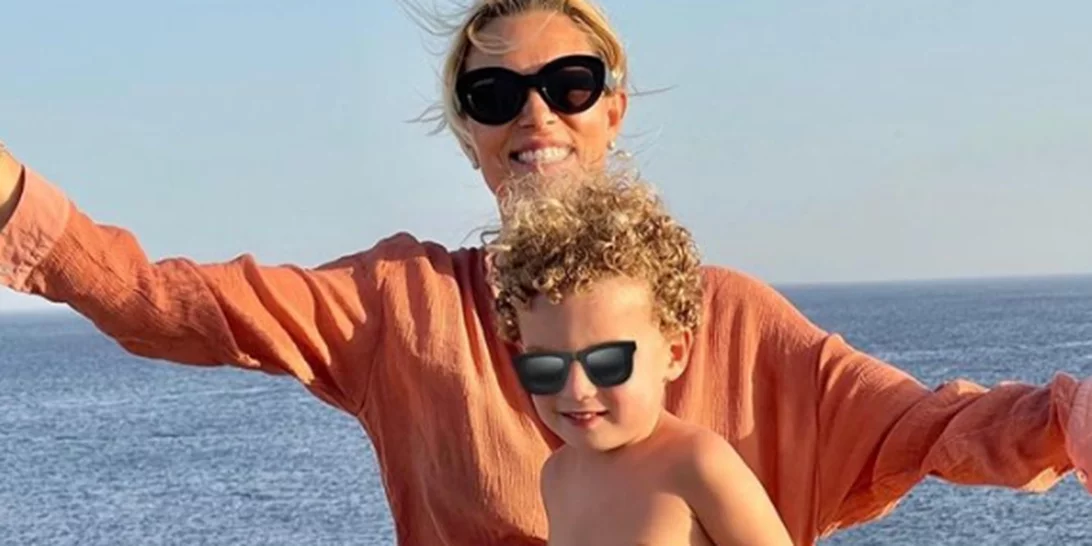 Βίκυ Καγιά - Ηλίας Κρασσάς | Ο γιος τους, Κάρολος, έγινε 4 - Οι τρυφερές φωτογραφίες με τη μητέρα του