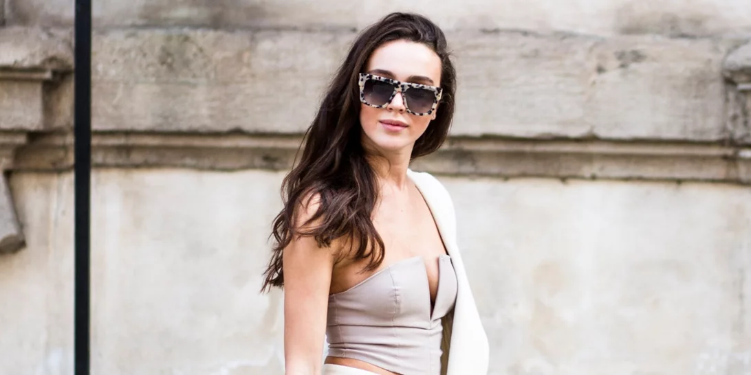 Καλοκαιρινά tops που κοστίζουν μέχρι 10 ευρώ για να ανανεώνεις συνέχεια τα looks σου