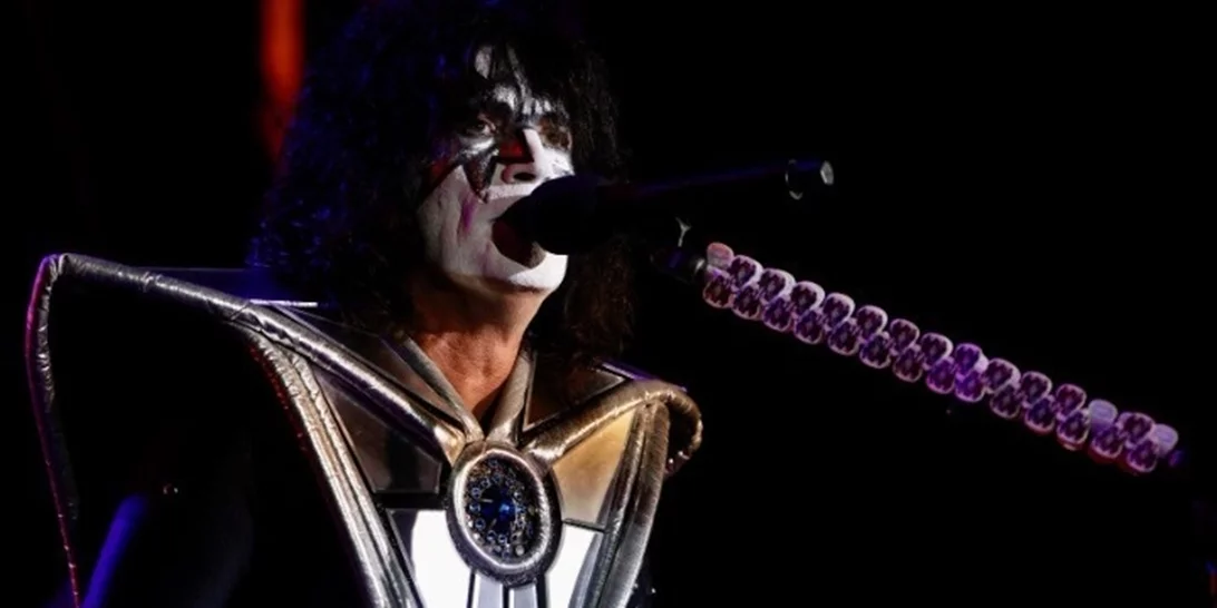 ΗΠΑ | Πέθανε ο κιθαρίστας των Kiss Ace Frehley στα 74 χρόνια του