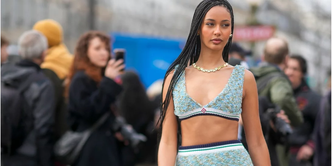 Ποια κομμάτια πρέπει να βάλεις στη Summer Capsule Wardrobe του 2024