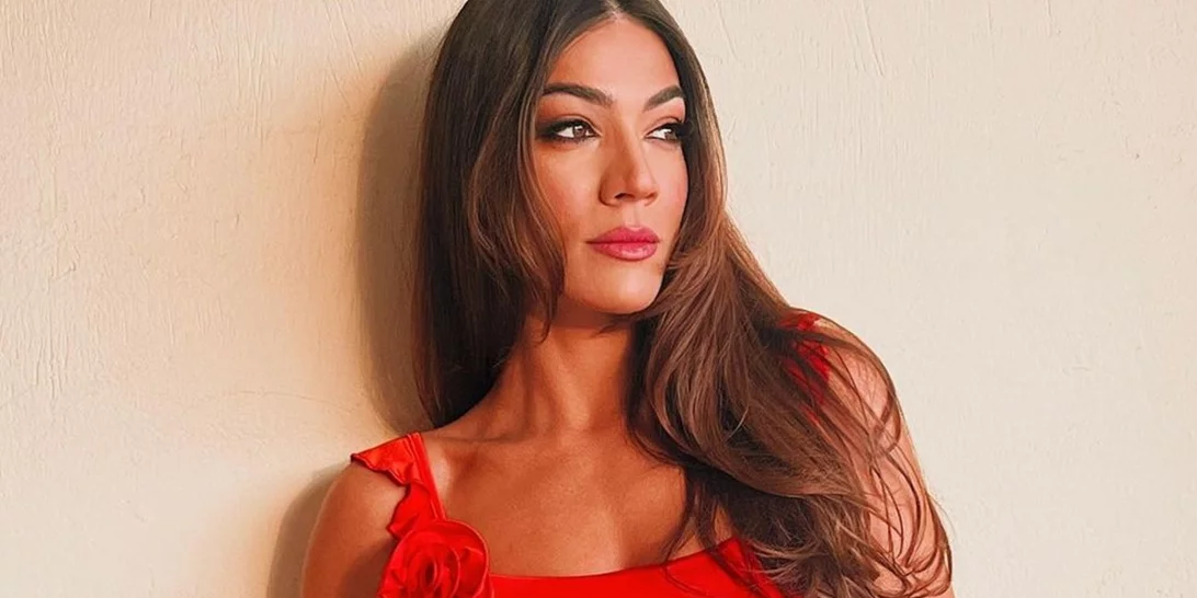 Ήβη Αδάμου | Το βραδινό look που δημιούργησε με ένα denim παντελόνι