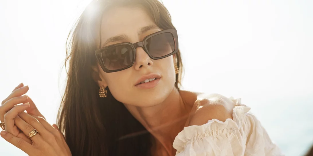 Ο ορισμός της "Old Money" αισθητικής | 10 αρώματα που θα σε κάνουν να μυρίζεις "αριστοκρατικά"