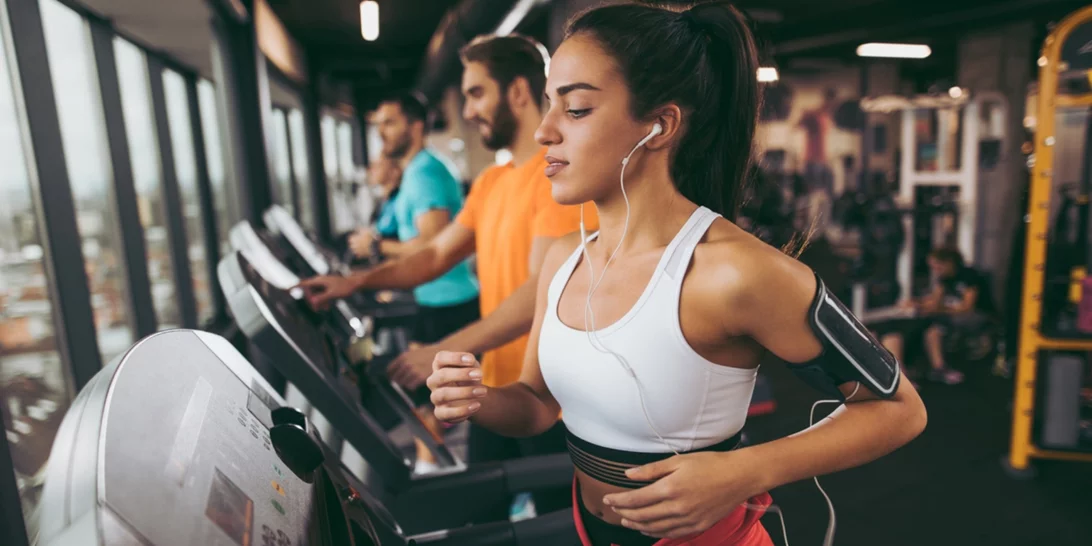 Επιστροφή στις προπονήσεις | 5 ζευγάρια αθλητικά παπούτσια για να αθληθείς με στιλ