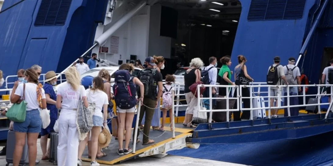 Στο τοπ 5 των δημοφιλέστερων προορισμών για διακοπές η Ελλάδα - Ποια χώρα βρίσκεται στην πρώτη θέση