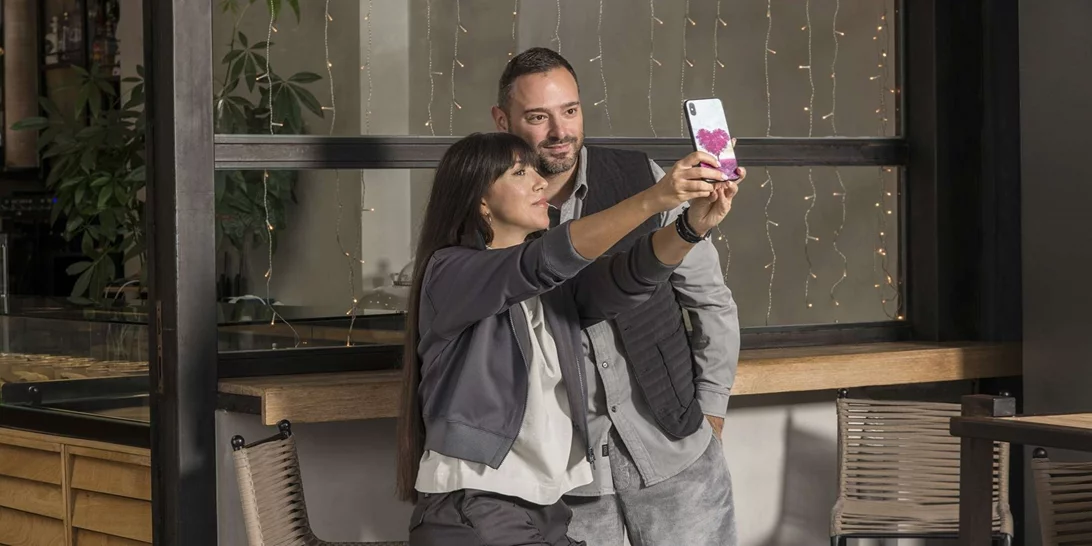 Μπαίνοντας στα ρούχα ενός πολυάσχολου editor