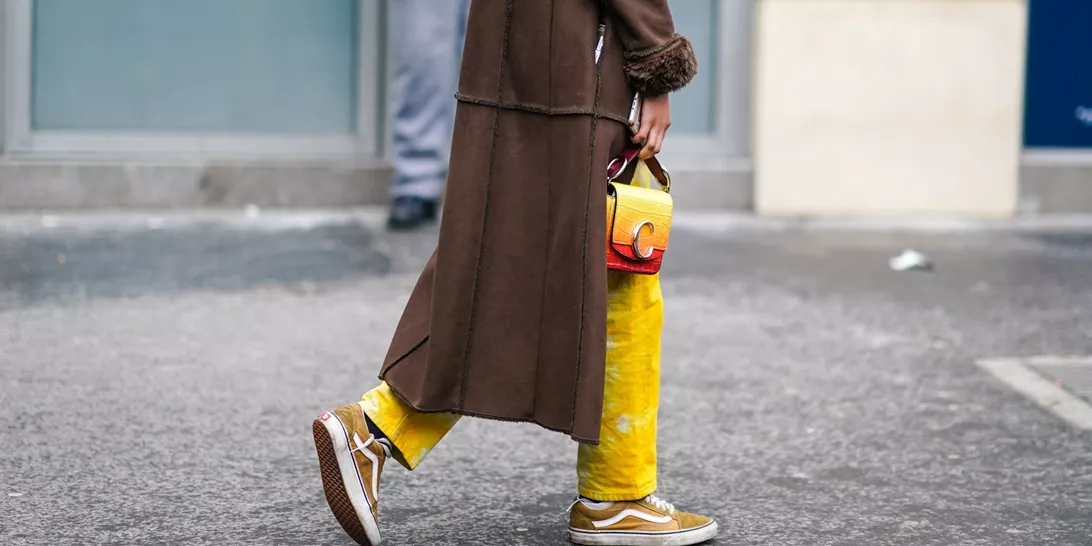 Εσύ θα φορούσες τα Vans σου σ' ένα πάρτι ή night out; Τα δυο ζευγάρια που θα σε πείσουν