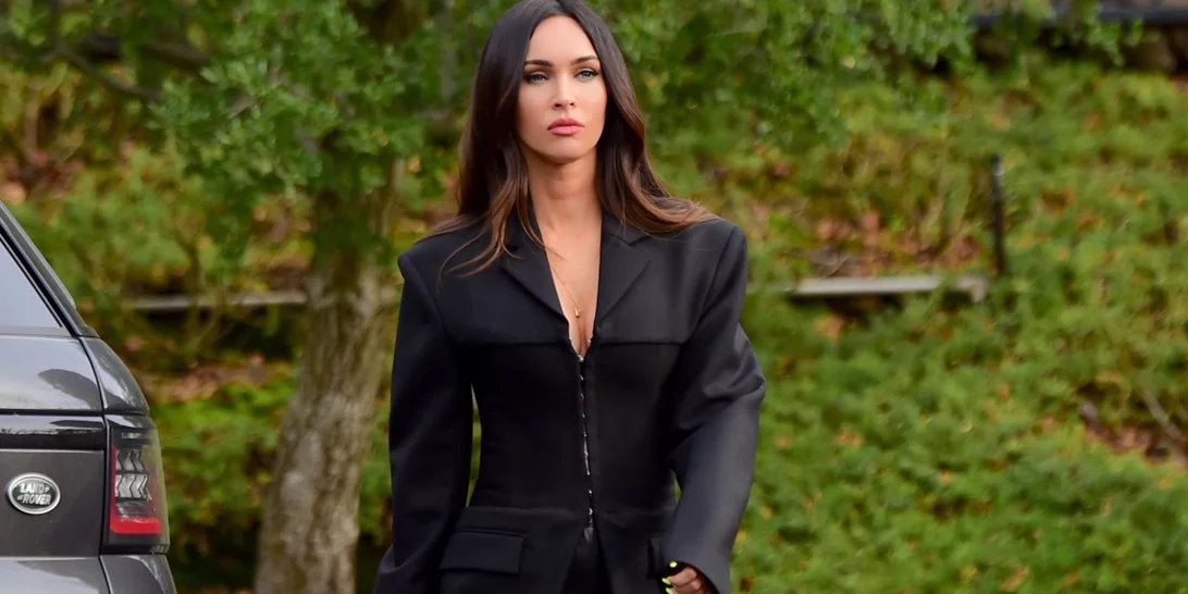 Όλες οι fashion experts φοράνε αυτά τα 3 κομμάτια από τις φθινοπωρινές τάσεις