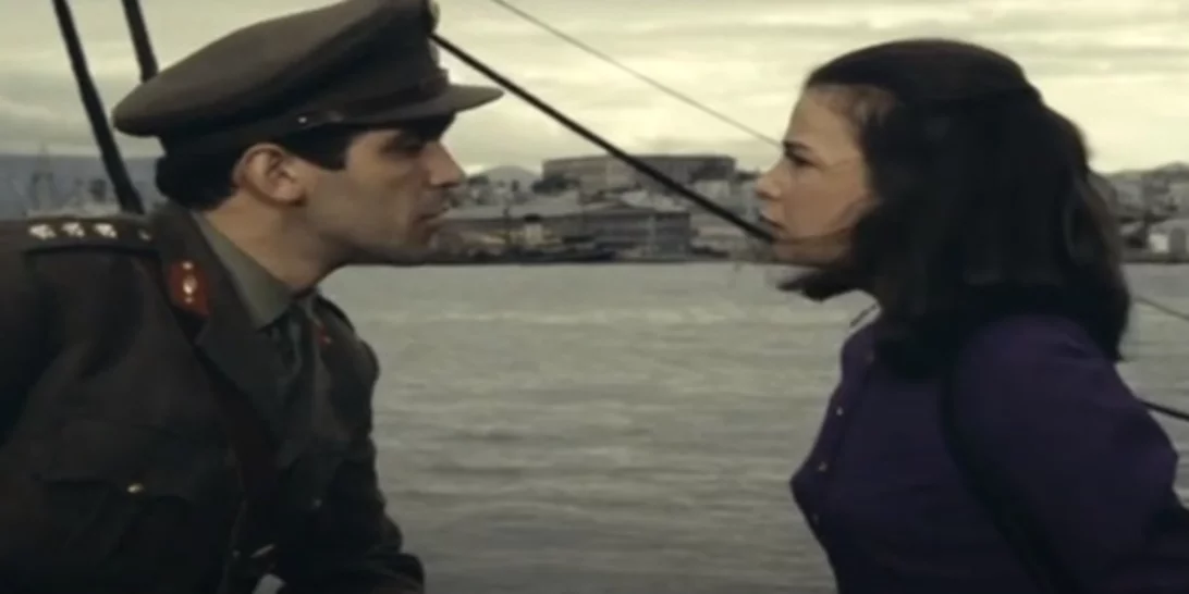 Τζένη Καρέζη-Κώστας Καζάκος | Ο κεραυνοβόλος έρωτας που γεννήθηκε μέσα από μία παρτίδα τάβλι