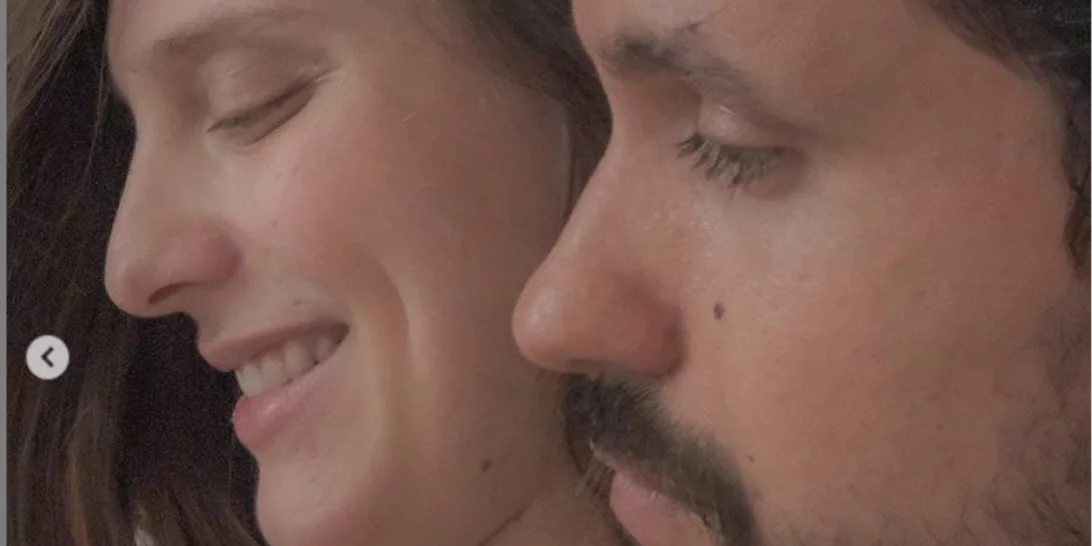 Ορφέας Αυγουστίδης | Η πρώτη φωτογραφία με τη σύντροφό του και τον νεογέννητο γιο τους