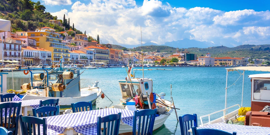 Πέντε μαγικά μέρη για οικονομικές διακοπές στην Πελοπόννησο