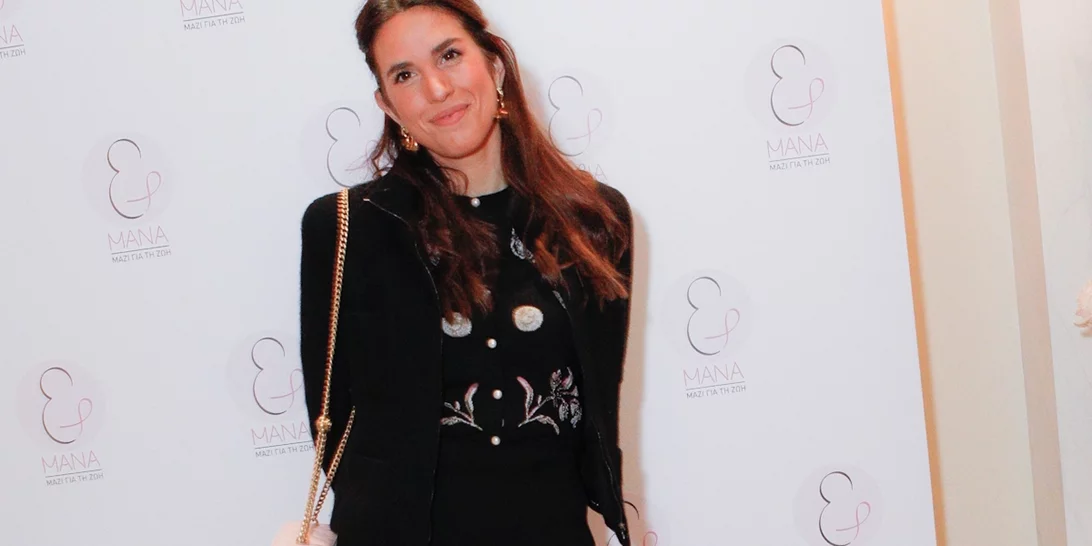 Η Αναστασία Καίσαρη με υπέροχη see-through δημιουργία | Σε σπάνια έξοδο με τον πατέρα της, Κώστα Καίσαρη