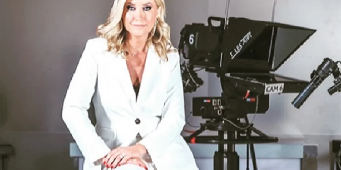 "Μου φαίνεται σαν ψέμα" | Οι ευχές της Σίας Κοσιώνη στον "έφηβο" ΣΚΑΪ με φωτογραφία προ 15 ετών