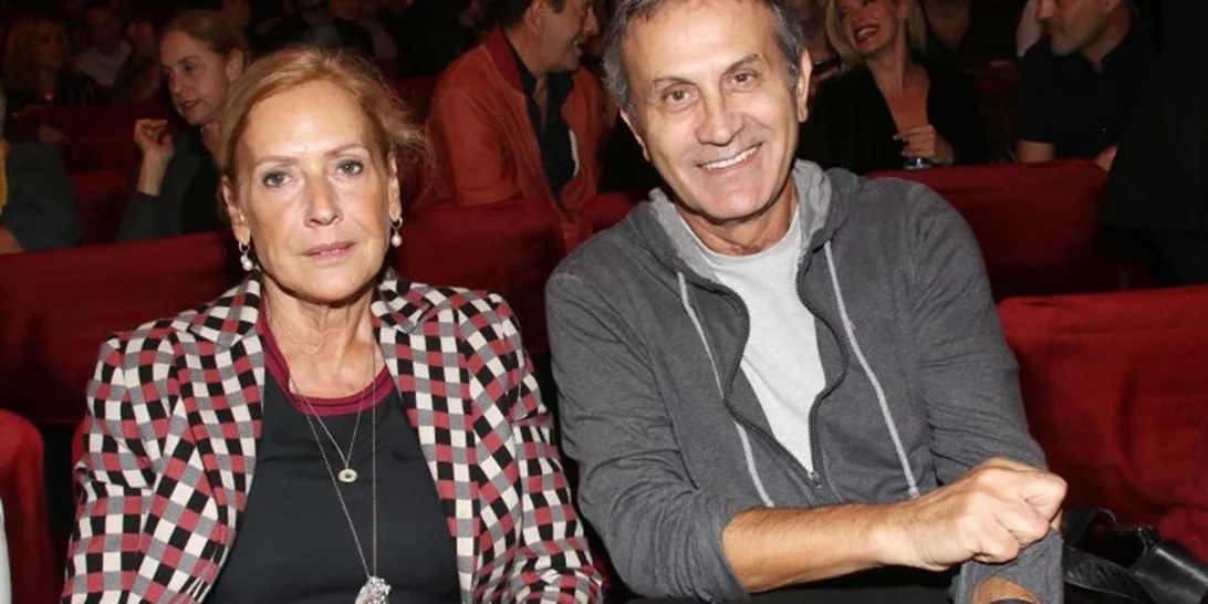 H μοναδική φωτογραφία από το γάμο του Γιώργου και της Άννας Νταλάρα