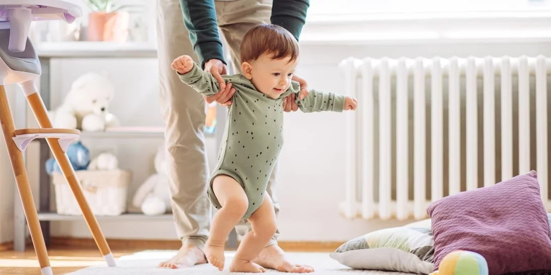 Περπατούρα ναι ή όχι; Τι λέει η παιδίατρος