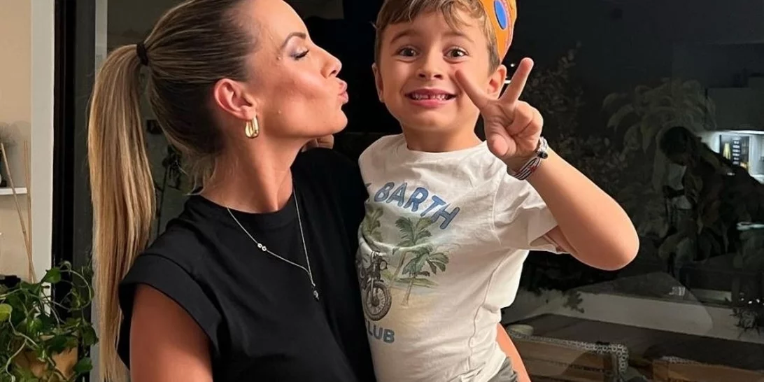 "Μαρία Λουίζα, ποιο είναι το αγαπημένο βιβλίο του γιου σου;"