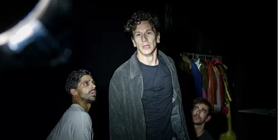 Ο Γιώργος Νανούρης κι ο Μιχάλης Σαράντης ανεβάζουν "Συρανό" στην εποχή του body positivity