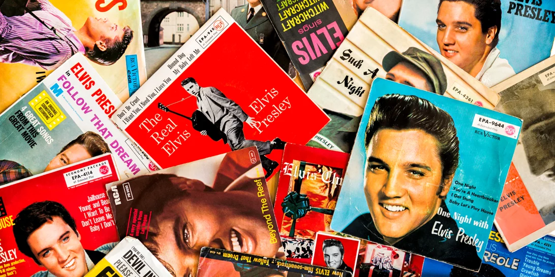 Λευκή ολόσωμη φόρμα του Elvis Presley πωλήθηκε πάνω από 1 εκατ. δολάρια