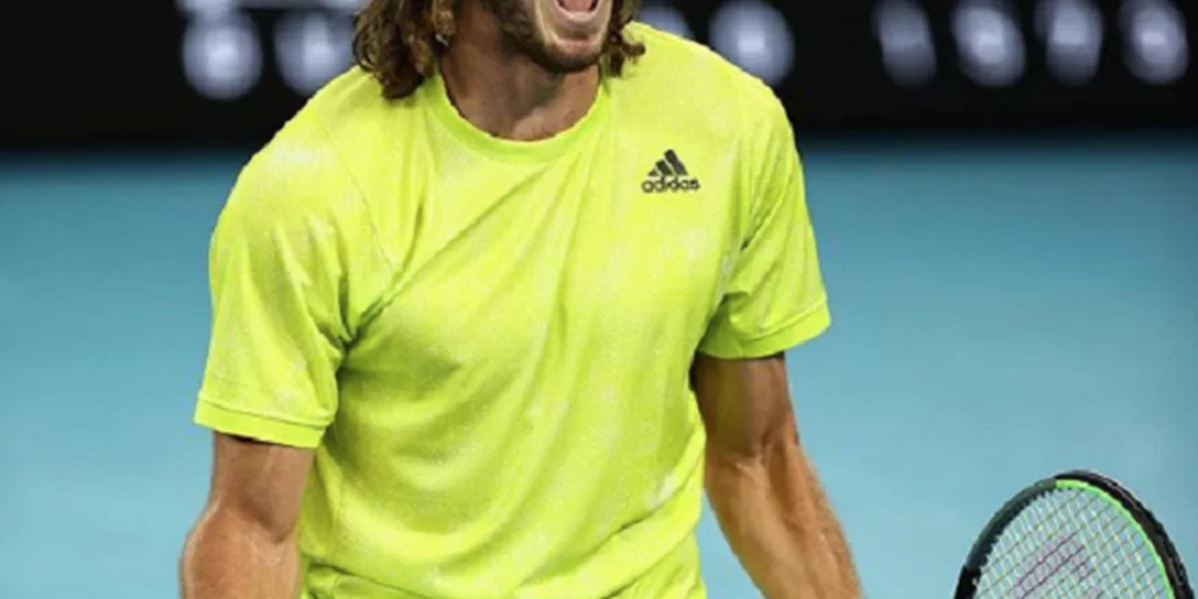 Λύγισε ο Τσιτσιπάς από τον ανώτερο Μεντβέντεφ - Αποκλείστηκε από το Australian Open
