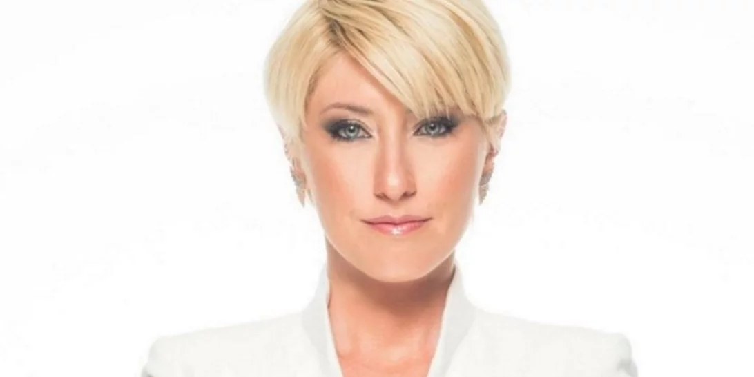 Σία Κοσιώνη | "Και κάπου εδώ πρέπει να πούμε ‘γεια’"