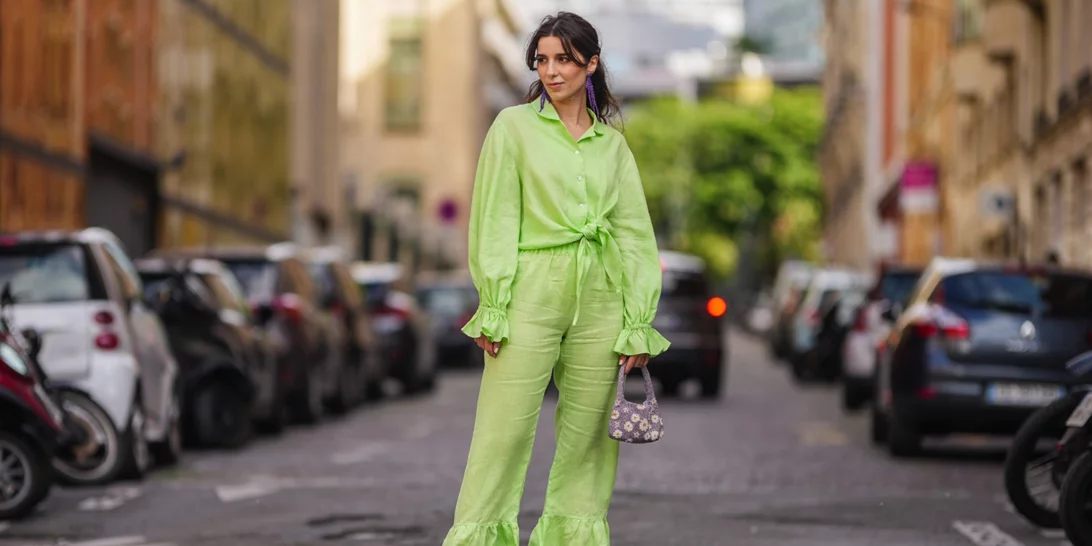 Ποια είναι τα υφάσματα που αξίζει να επιλέξεις, αλλά και να απορρίψεις το καλοκαίρι