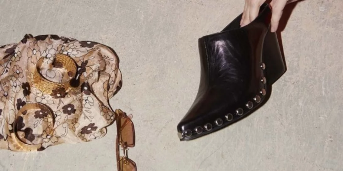 Η νέα συλλογή του Jeffrey Campbell είναι μια αναδρομή στα glorious ‘00s