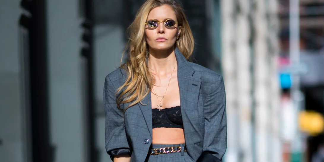 Ξέχνα όσα ήξερες για το κοστούμι | 8 τρόποι για να το φορέσεις πιο νεανικά