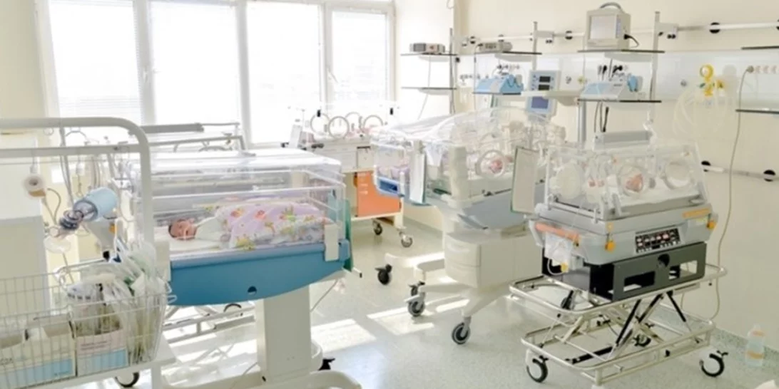 Σοκ για ζευγάρι στη Λάρισα | Μπέρδεψαν τα μωρά στο μαιευτήριο και τους έδωσαν λάθος... παιδί