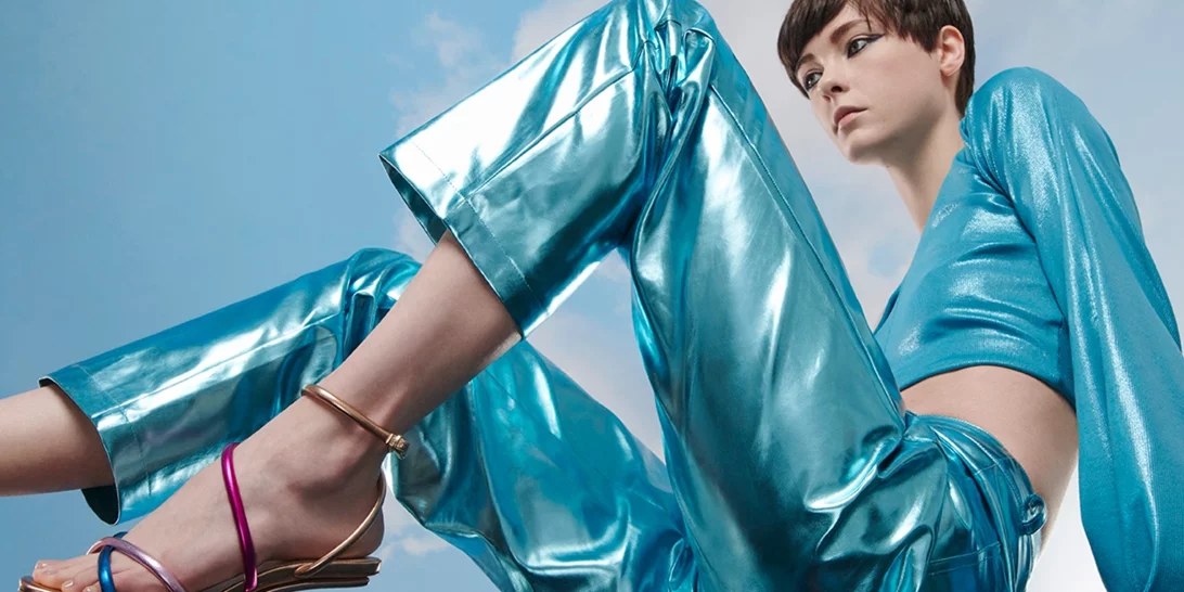 Η νέα καμπάνια της EXE μας υπενθυμίζει τη δύναμη των υποδημάτων στην εμφάνιση μίας γυναίκας