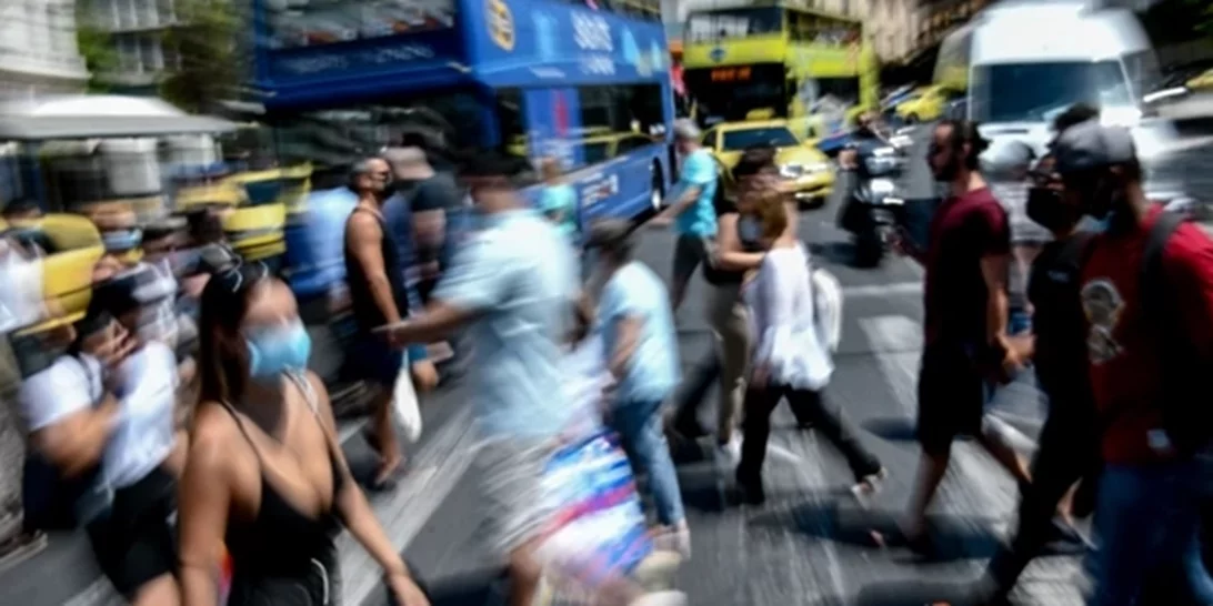 Γιατί είναι πιο επικίνδυνες οι μεταλλάξεις Όμικρον 4 και 5 - Το πρόβλημα με τα εμβόλια και η εκτόξευση των κρουσμάτων