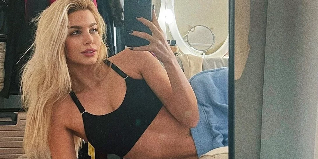 Φυσική και αμακιγιάριστη | Η Βάλια Χατζηθεοδώρου ποζάρει χωρίς φίλτρα και είναι μια κούκλα