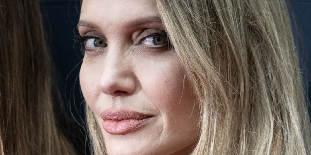 Ουκρανία | Η συγκλονιστική περιγραφή της Αngelina Jolie από την επίσκεψή της στην εμπόλεμη περιοχή