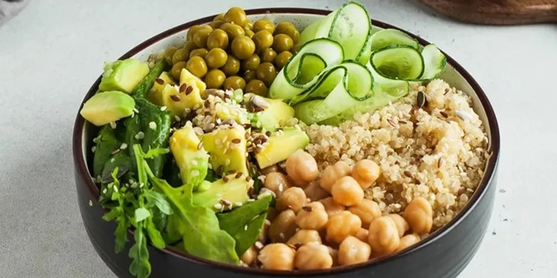 Καλοκαιρινή διατροφή με όσπρια | Γιατί δεν πρέπει να λείπουν από το καθημερινό μενού σου αυτή την εποχή;