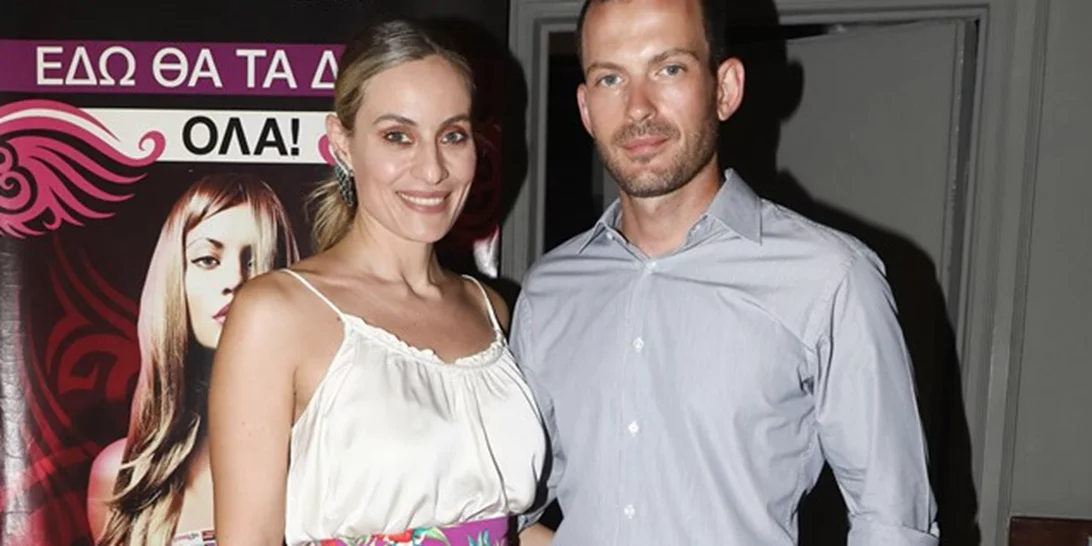 Πρεμιέρα για την παράσταση "Θηλιά" | Πλήθος Ελλήνων celebrities παρήλασαν στο θέατρο "Αθηνά"